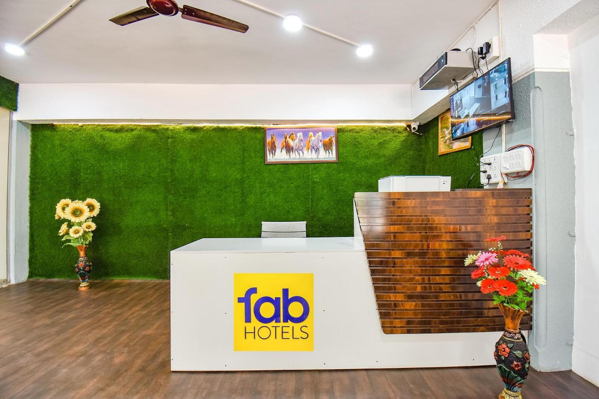 Fabhotel Skylight Studio Rooms - Nr Mcf Camp Пюн Екстериор снимка